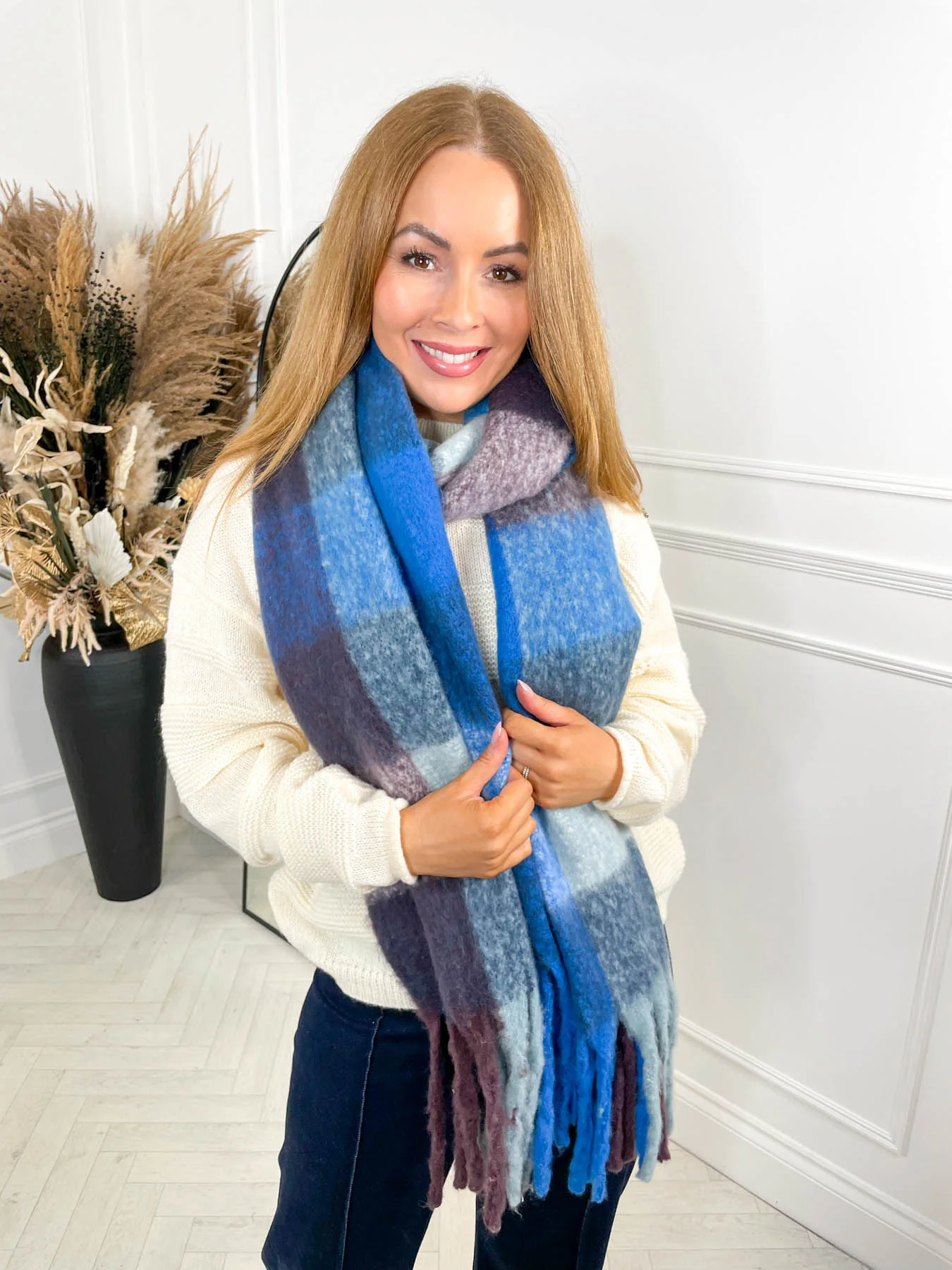 Alaska Scarf - Navy - Image 4