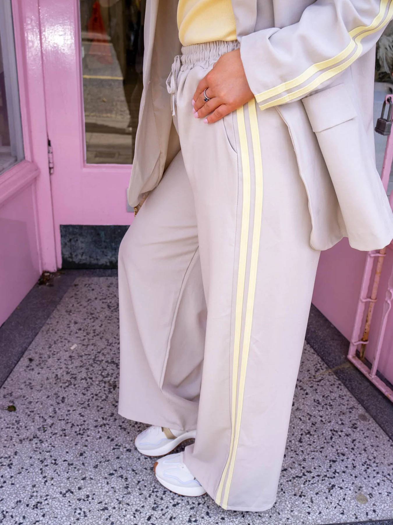 Albany Two Piece - Beige - Image 3