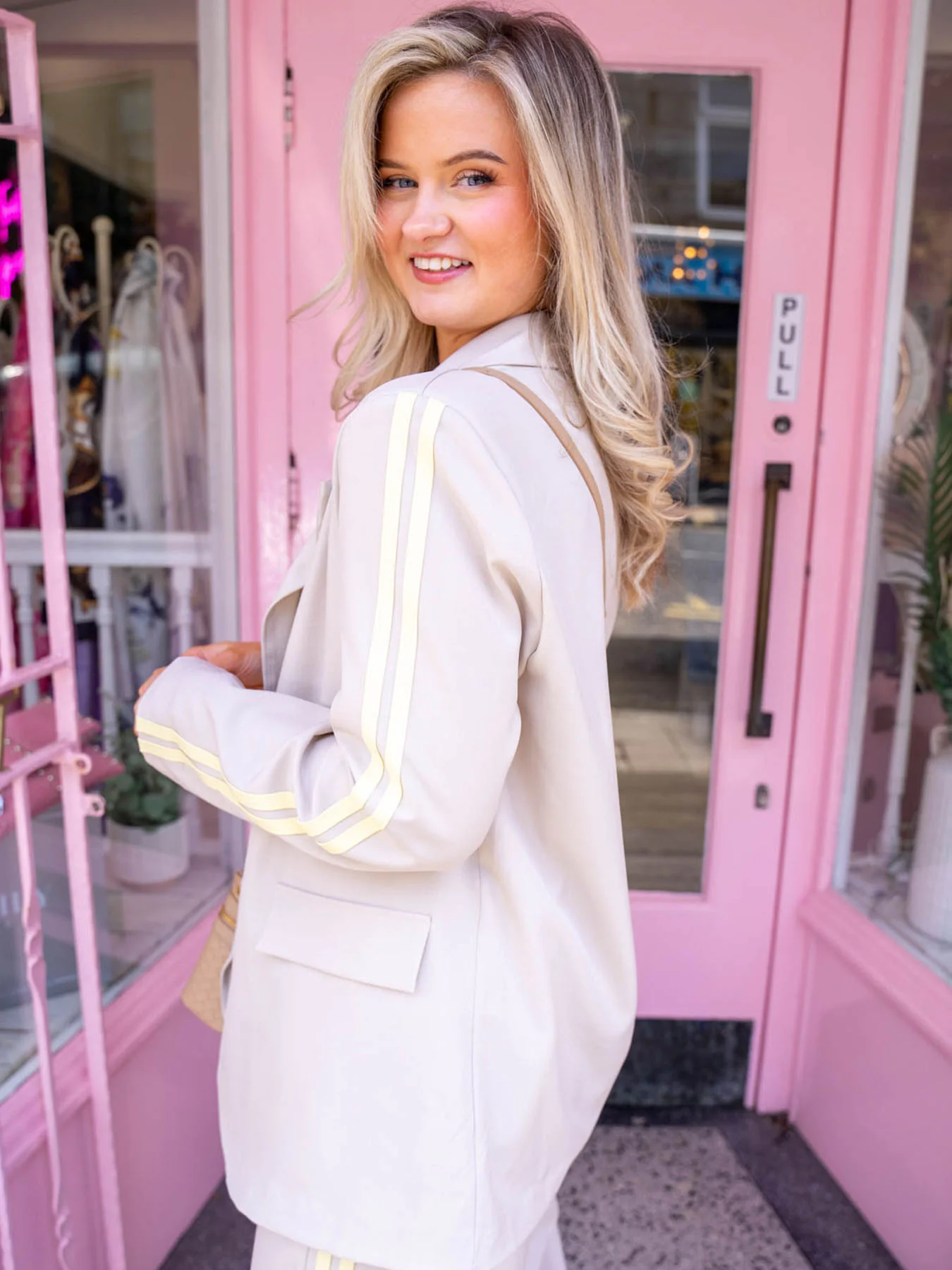 Albany Two Piece - Beige - Image 4