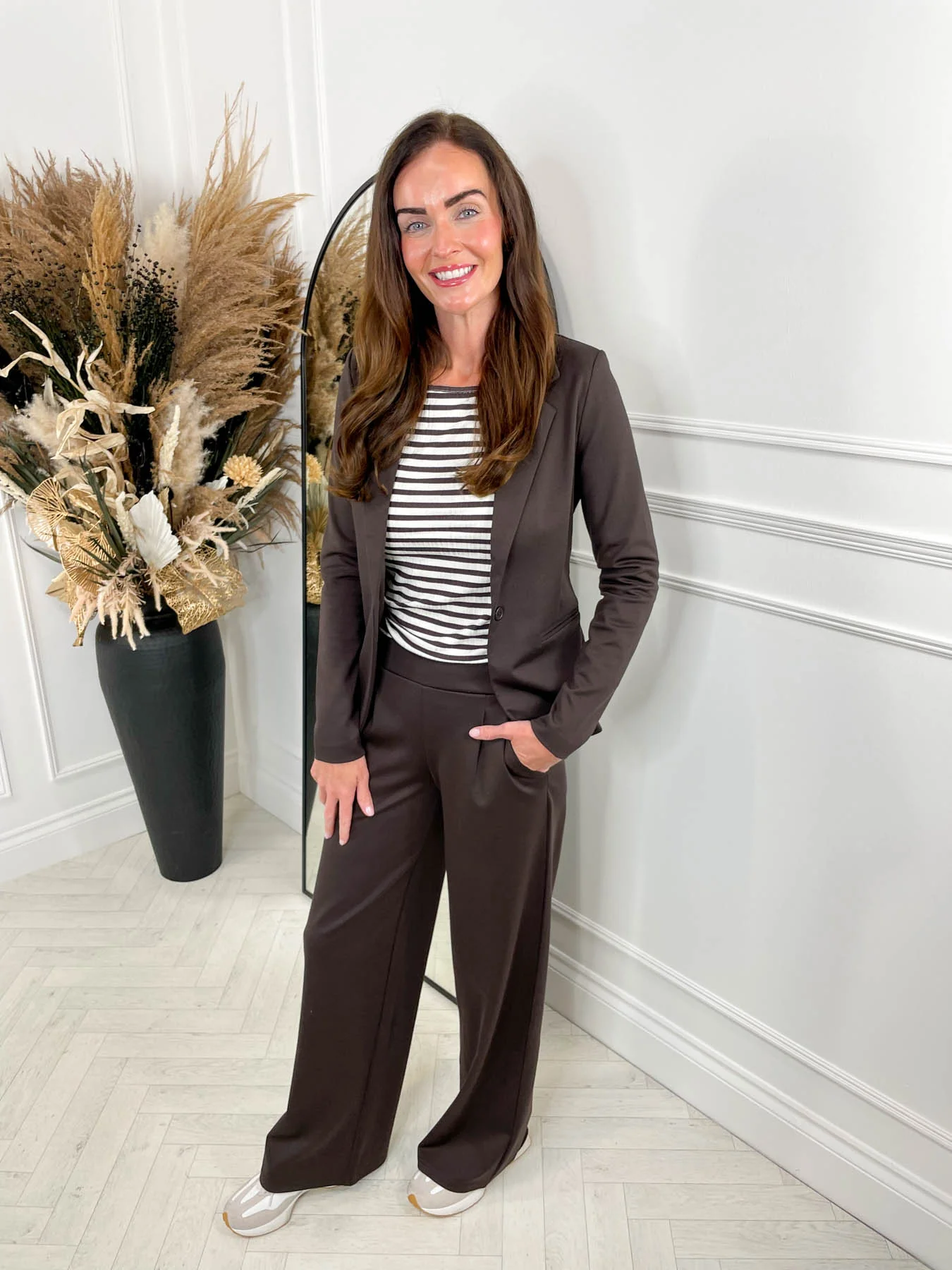 Kate Pull On Trouser - Chocolate - Image 3