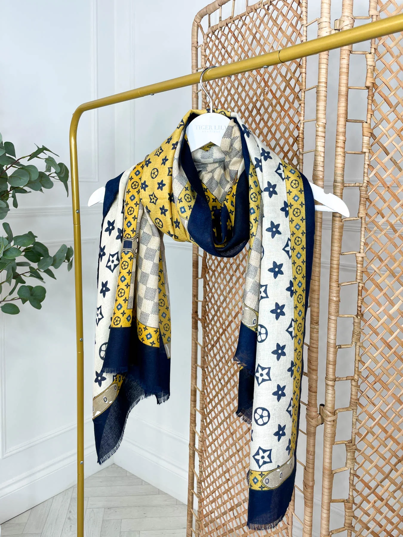 Single Take Scarf - 3 Colours - Image 4
