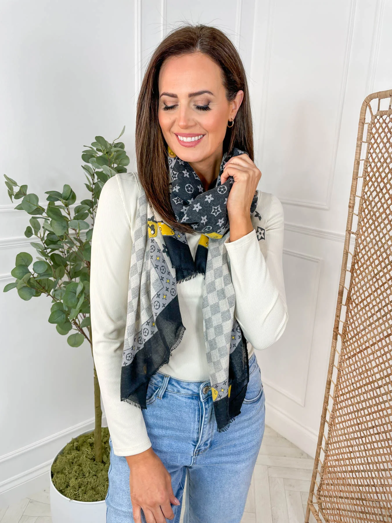Single Take Scarf - 3 Colours - Image 6