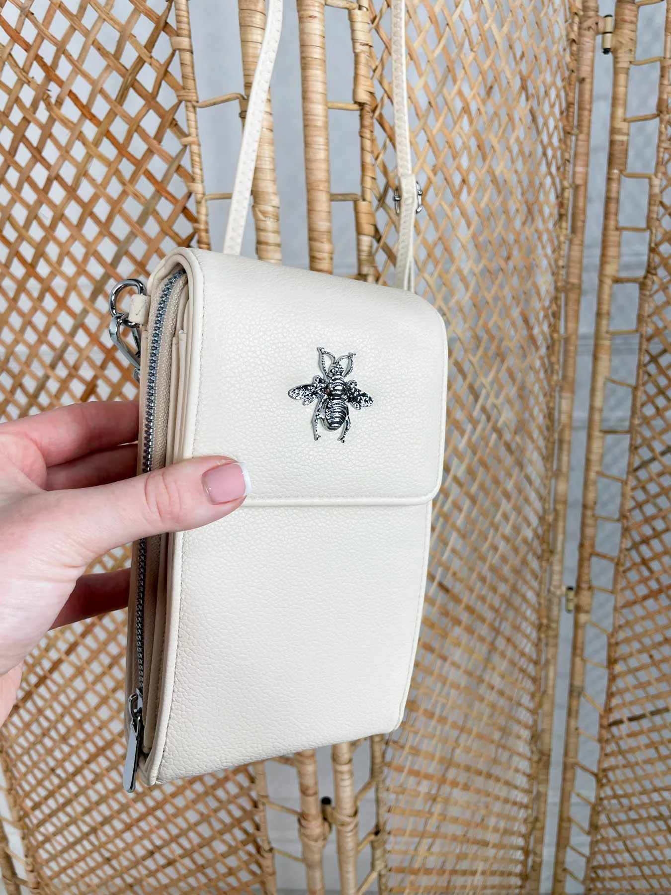 Bailey Bee Crossbody Bag - 3 Colours - Image 3