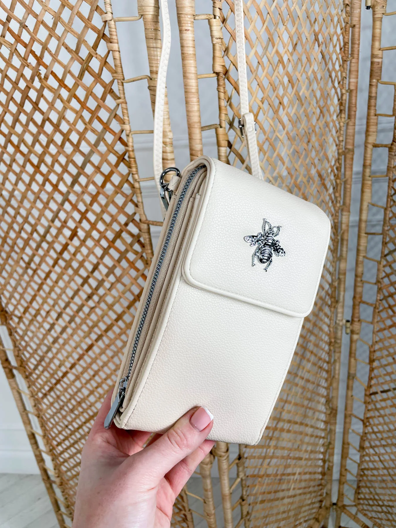 Bailey Bee Crossbody Bag - 3 Colours - Image 4