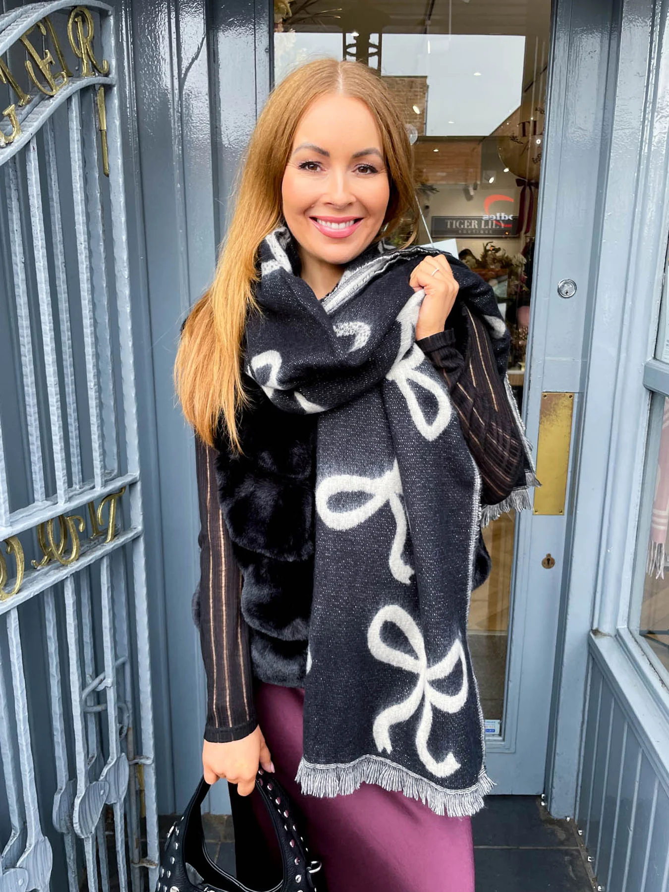 Bow Scarf - Black - Image 2