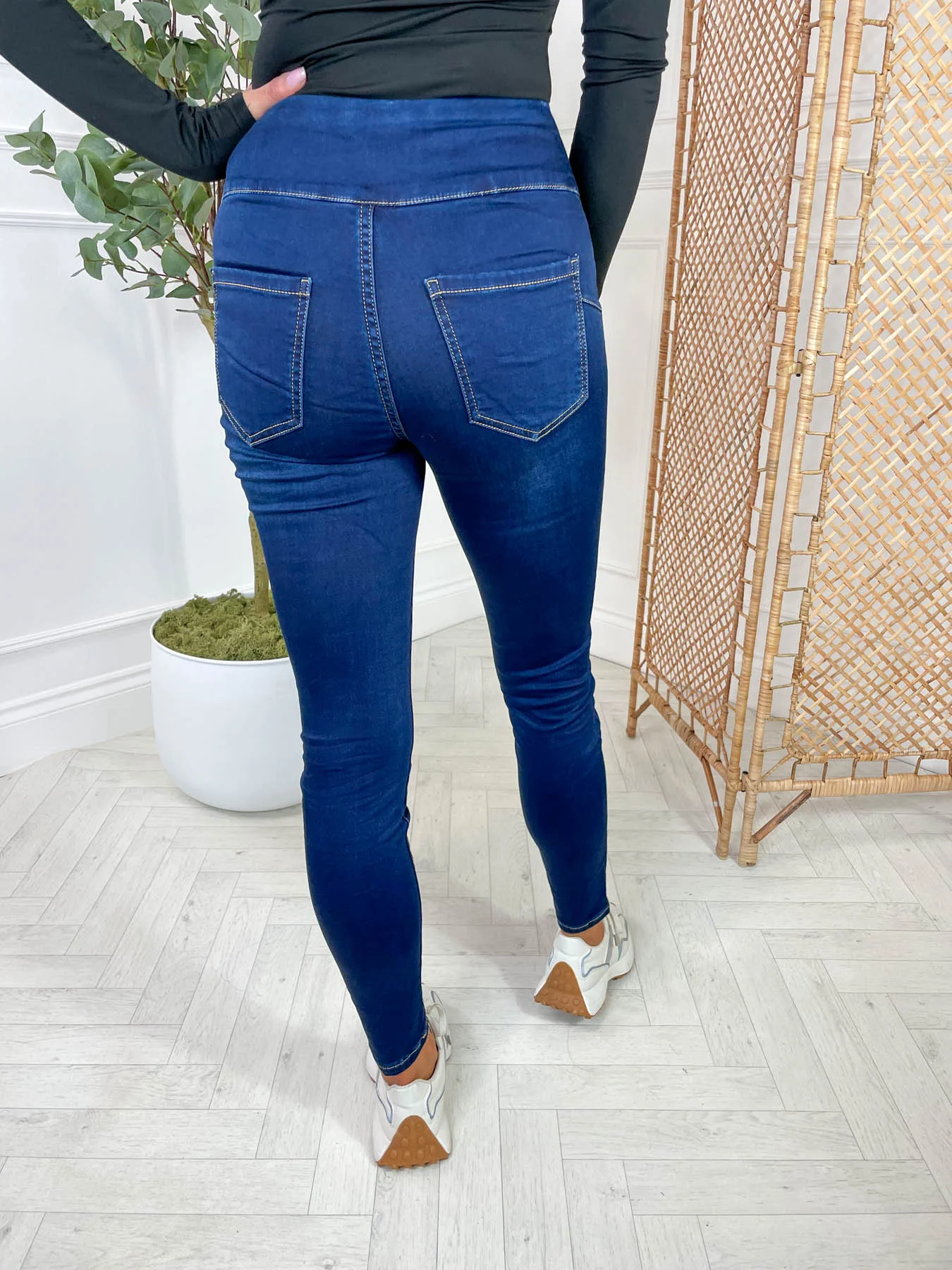 Cher Jean - Dark Denim - Image 4