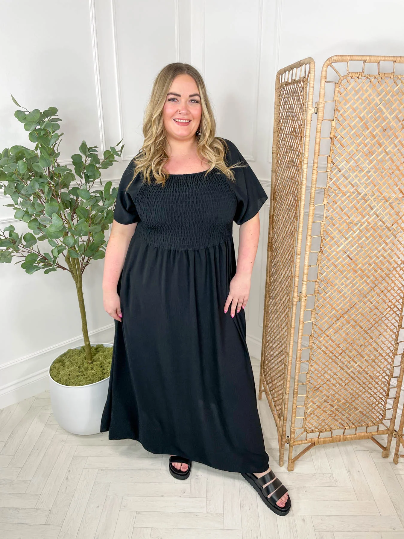 CURVE Sharla Dress - 2 Colours - Image 10
