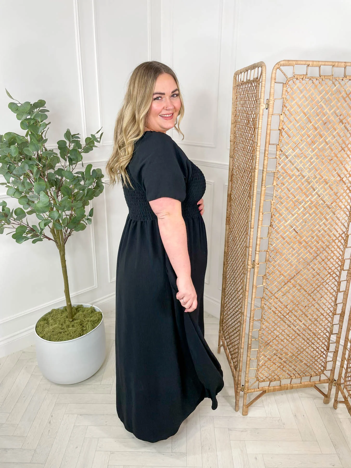 CURVE Sharla Dress - 2 Colours - Image 12
