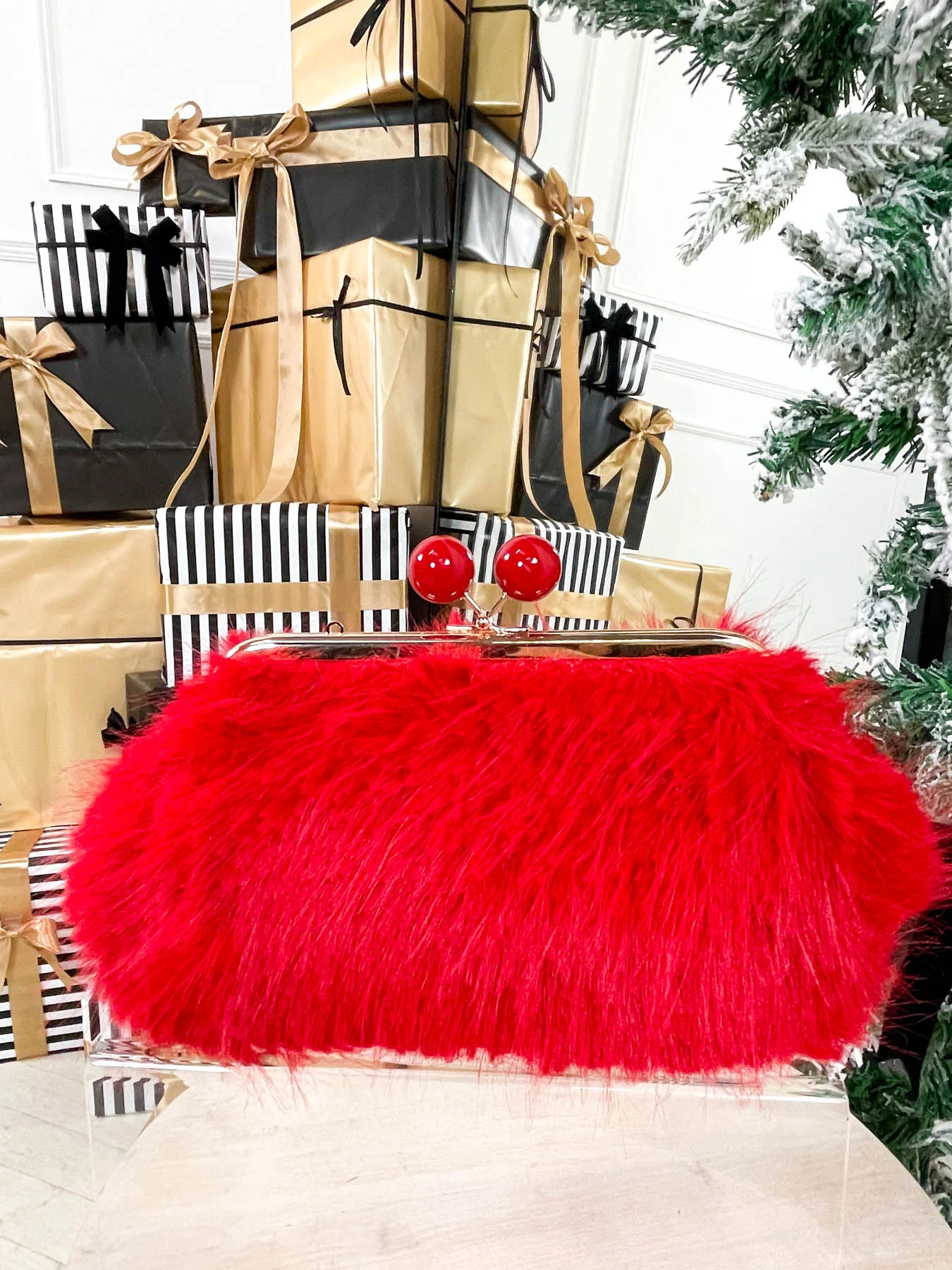Fifi Clutch - 2 Colours - Image 2