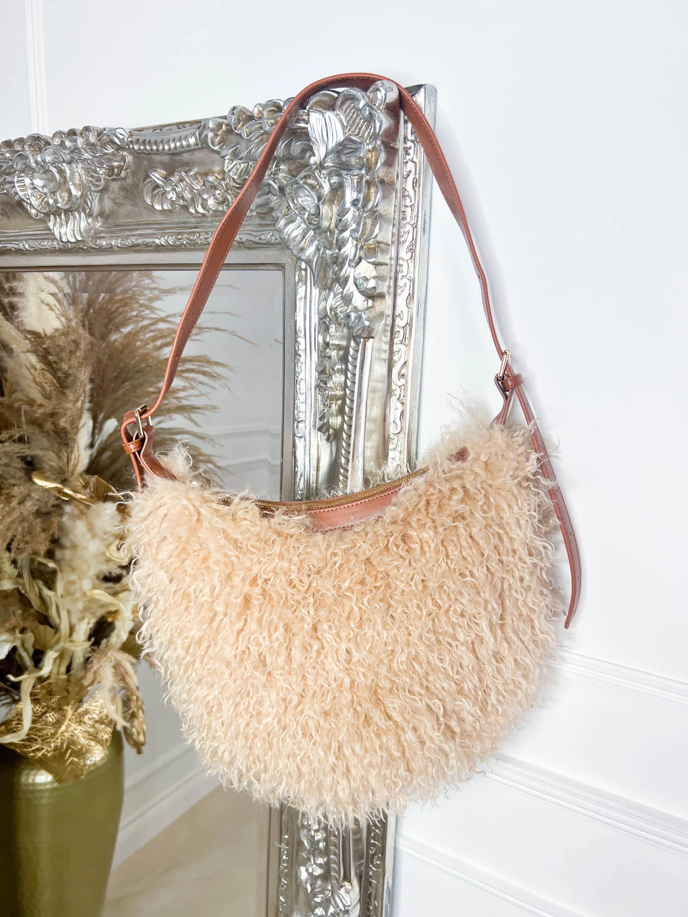 Harriet Fur Bag - Image 3