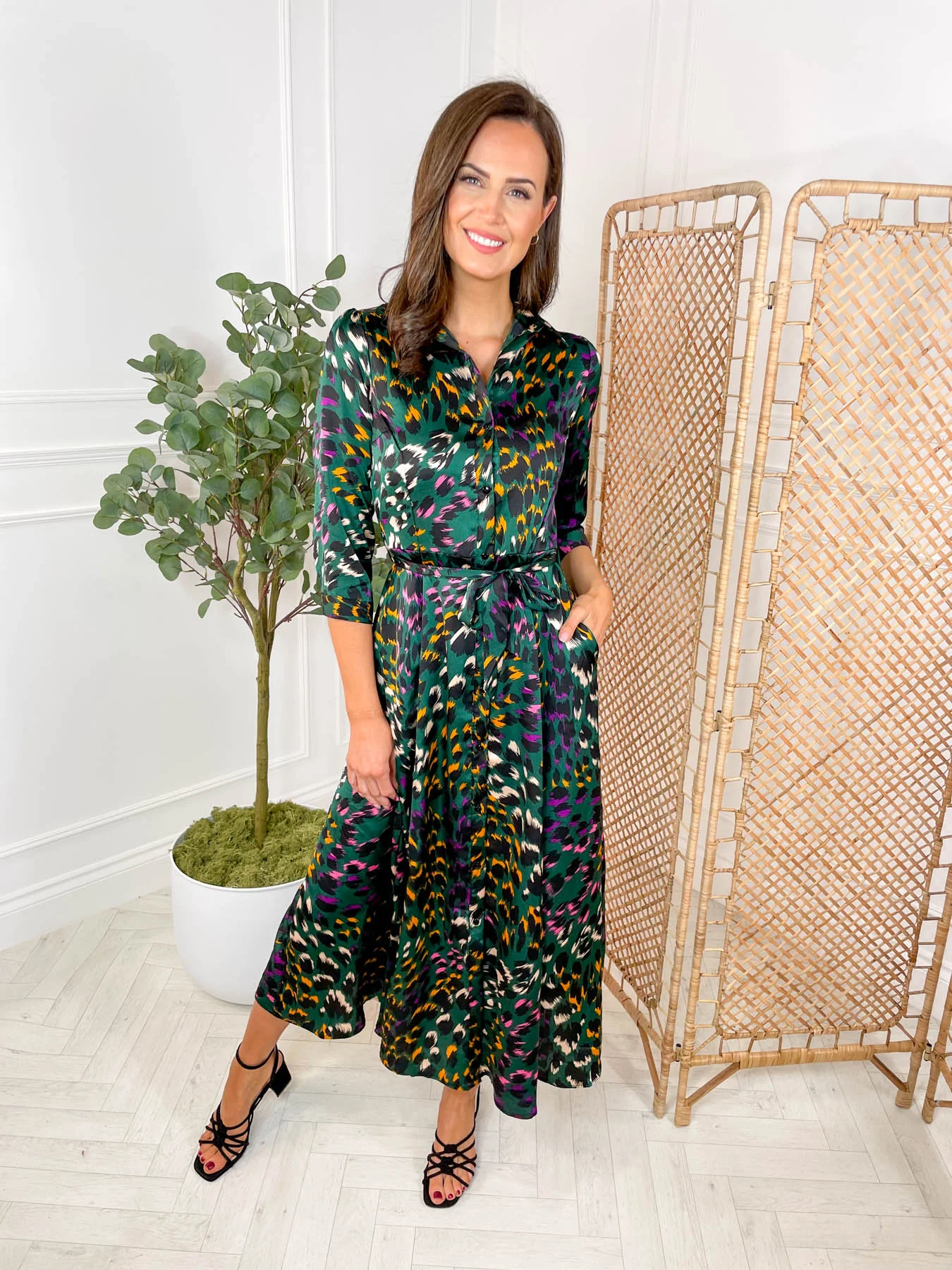 Kali Dress Multi Animal - Dark Green - Image 4
