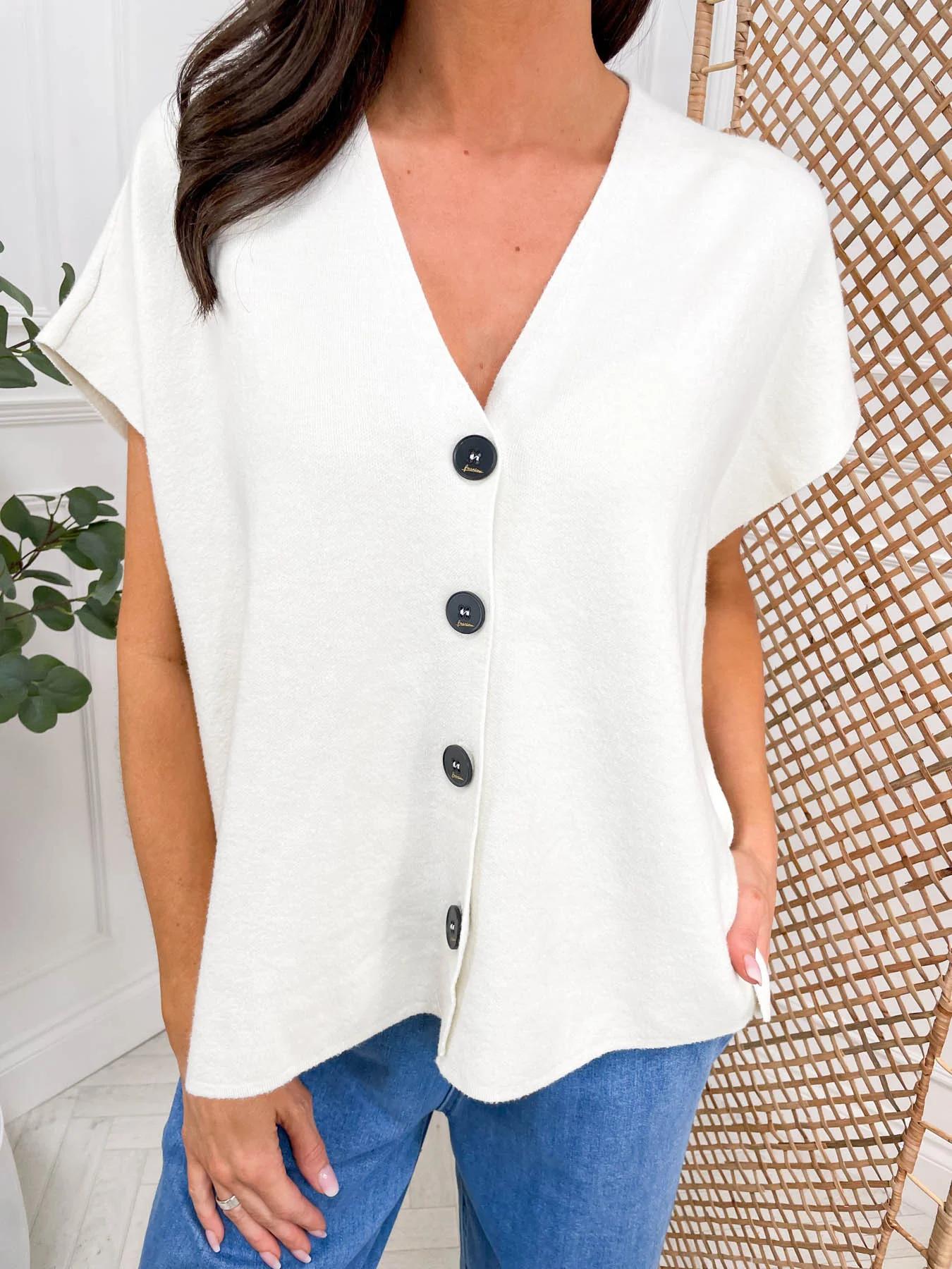 Korla Knit - 3 Colours - Image 21
