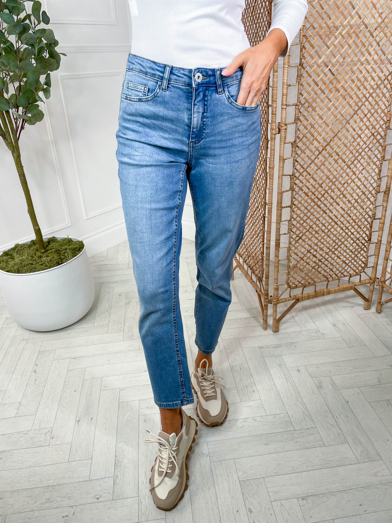 Loetta Jean