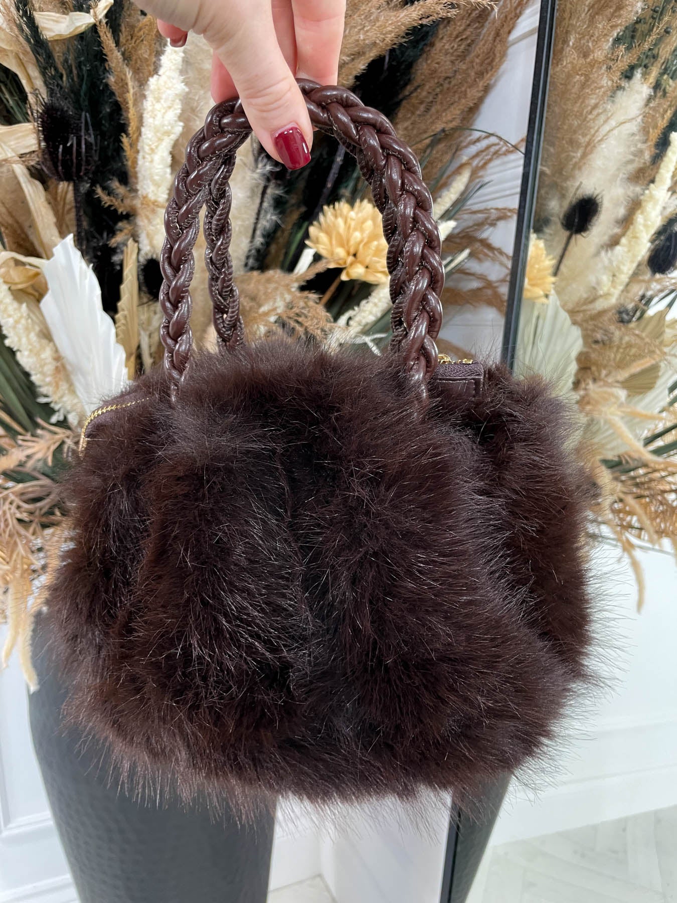 London Bag - 2 Colours - Image 5