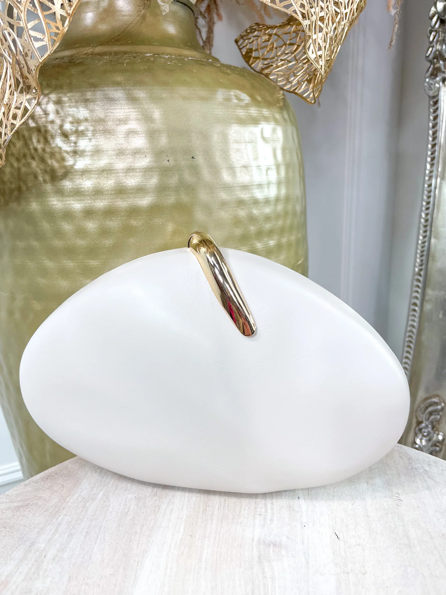 Maya Clutch - White - Image 4