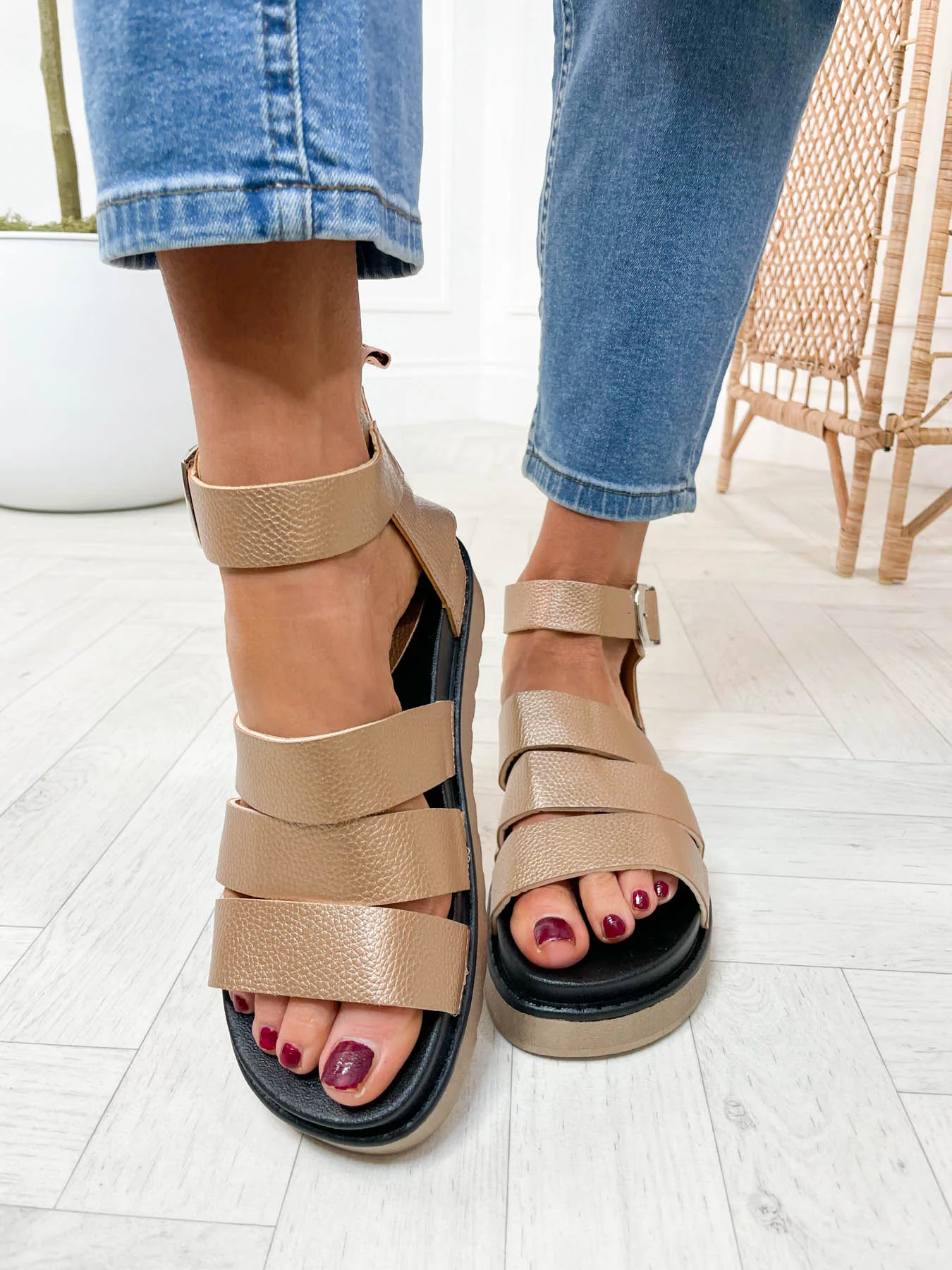 Rome Sandals - 3 Colours - Image 9