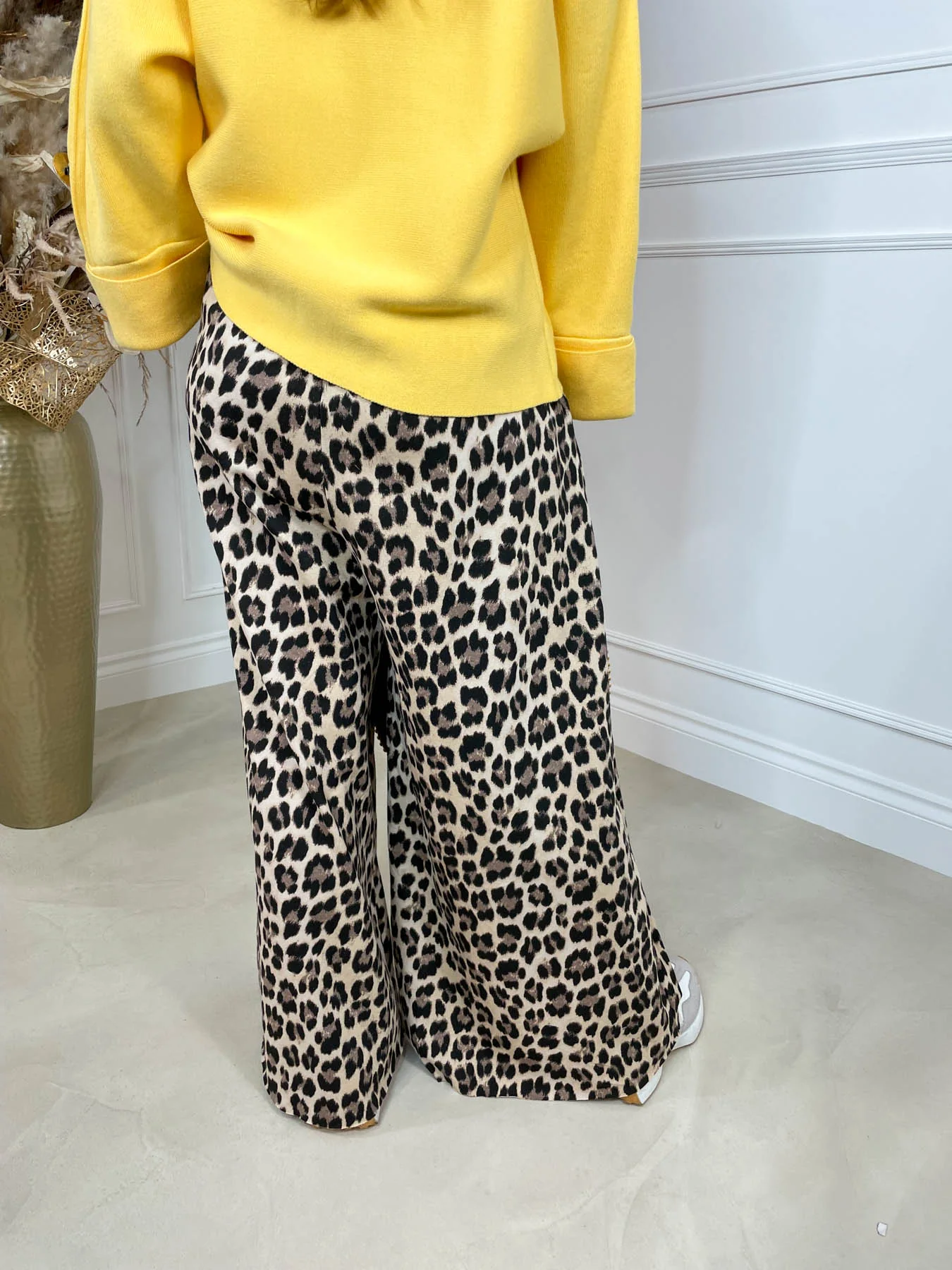 Roxy Wide Leg Jogger - Leopard - Image 5