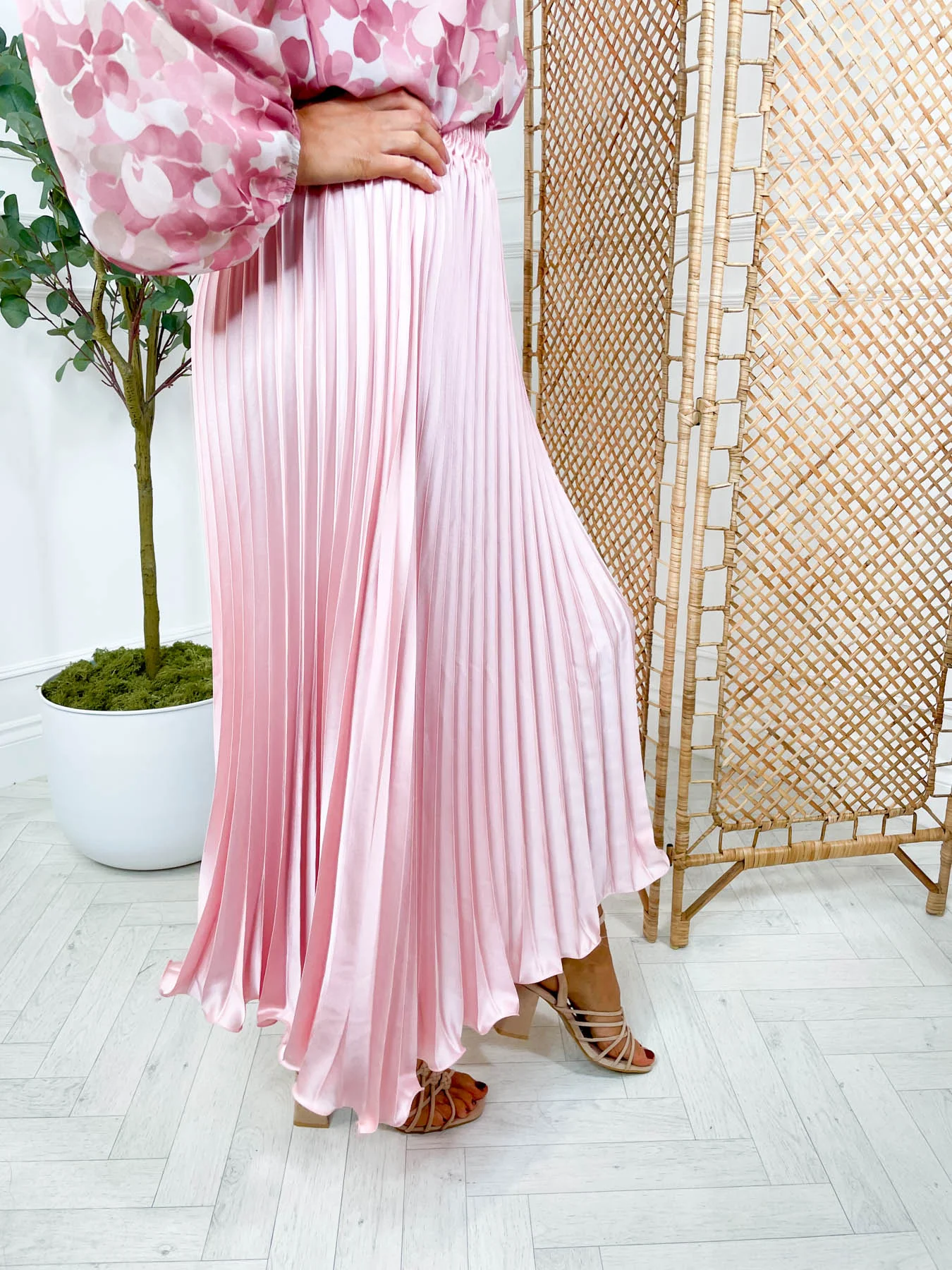 Rumi Skirt - 3 Colours - Image 16