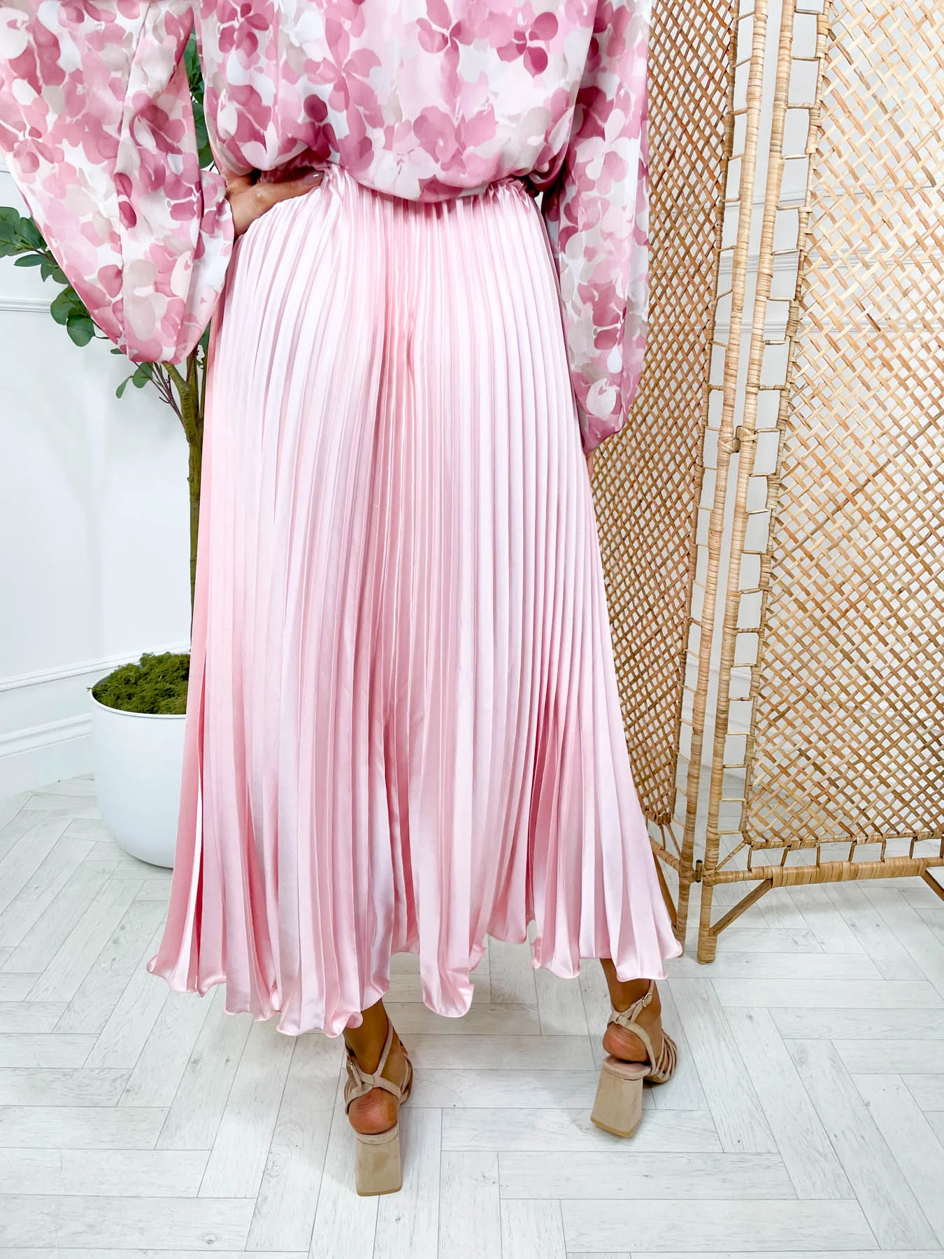 Rumi Skirt - 3 Colours - Image 17