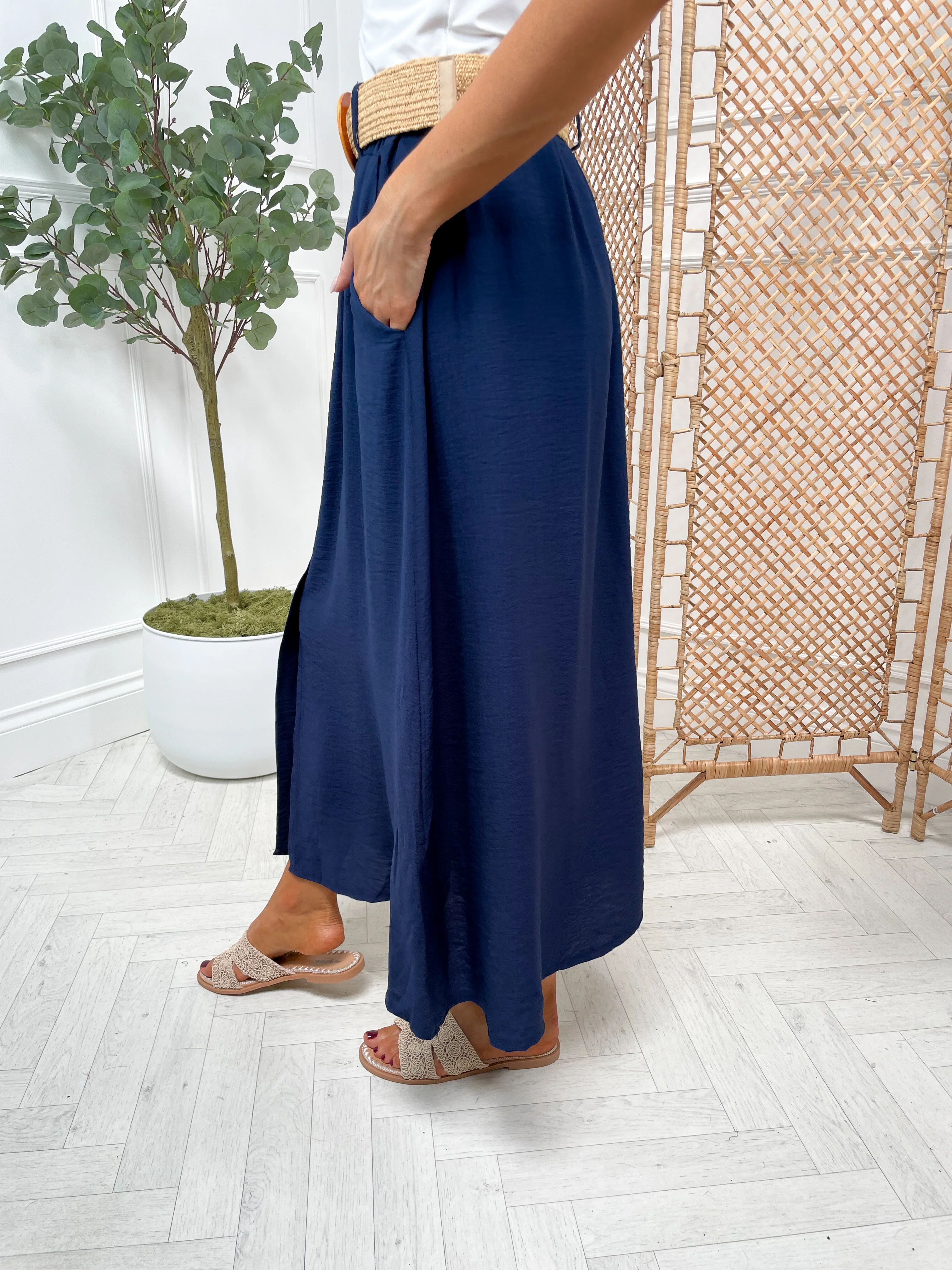 Sady Skirt - 2 Colours - Image 3