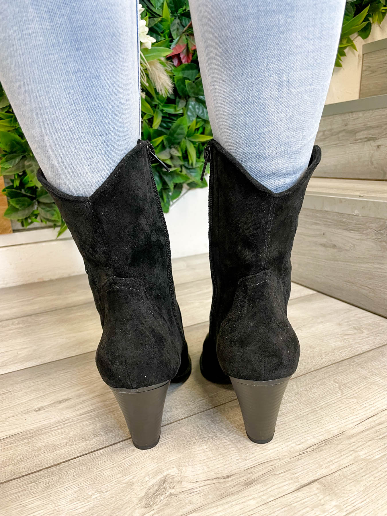 Shania Boot - 2 Colours - Image 11