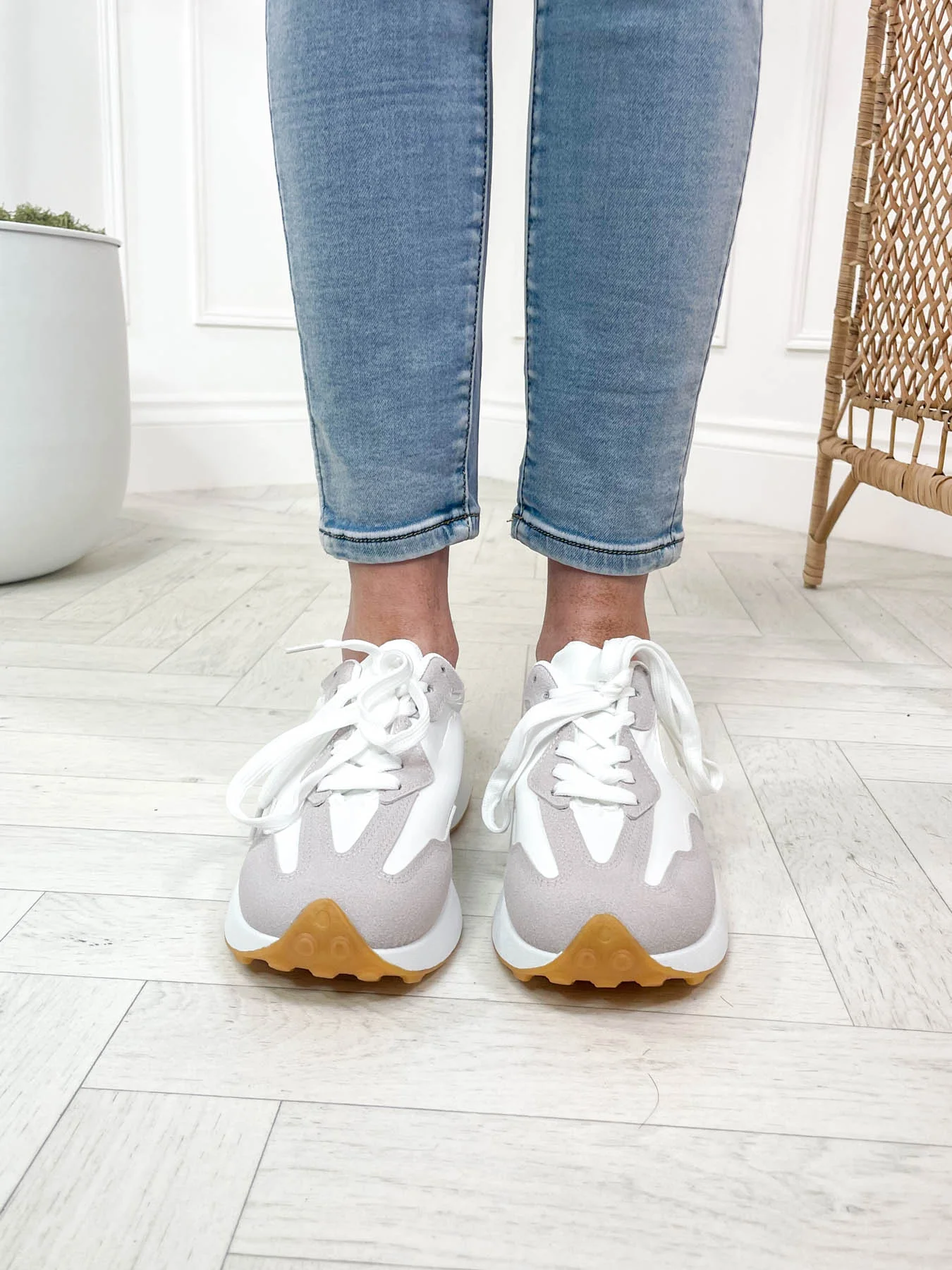 Tina Trainers - 2 Colours - Image 4