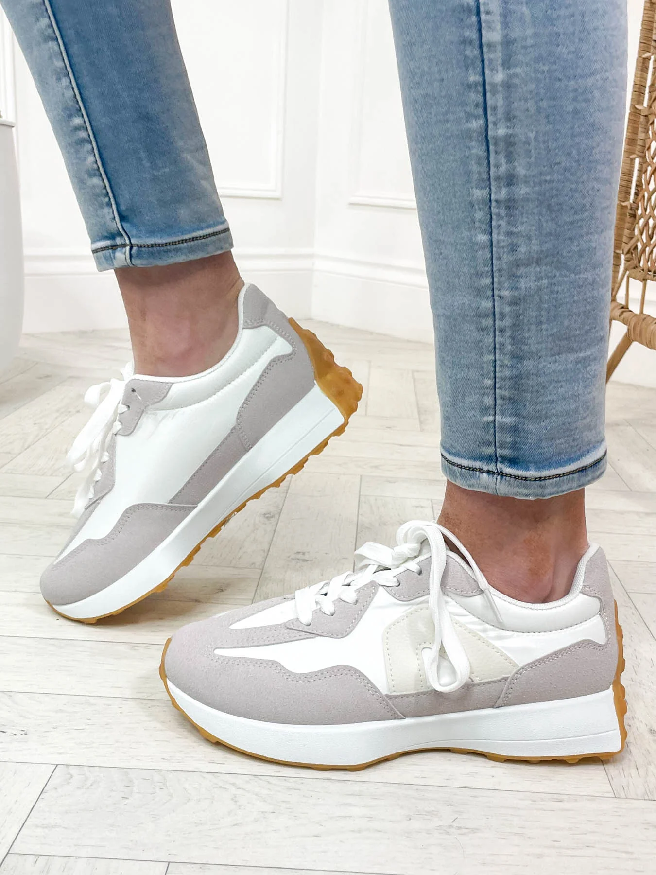 Tina Trainers - 2 Colours - Image 5