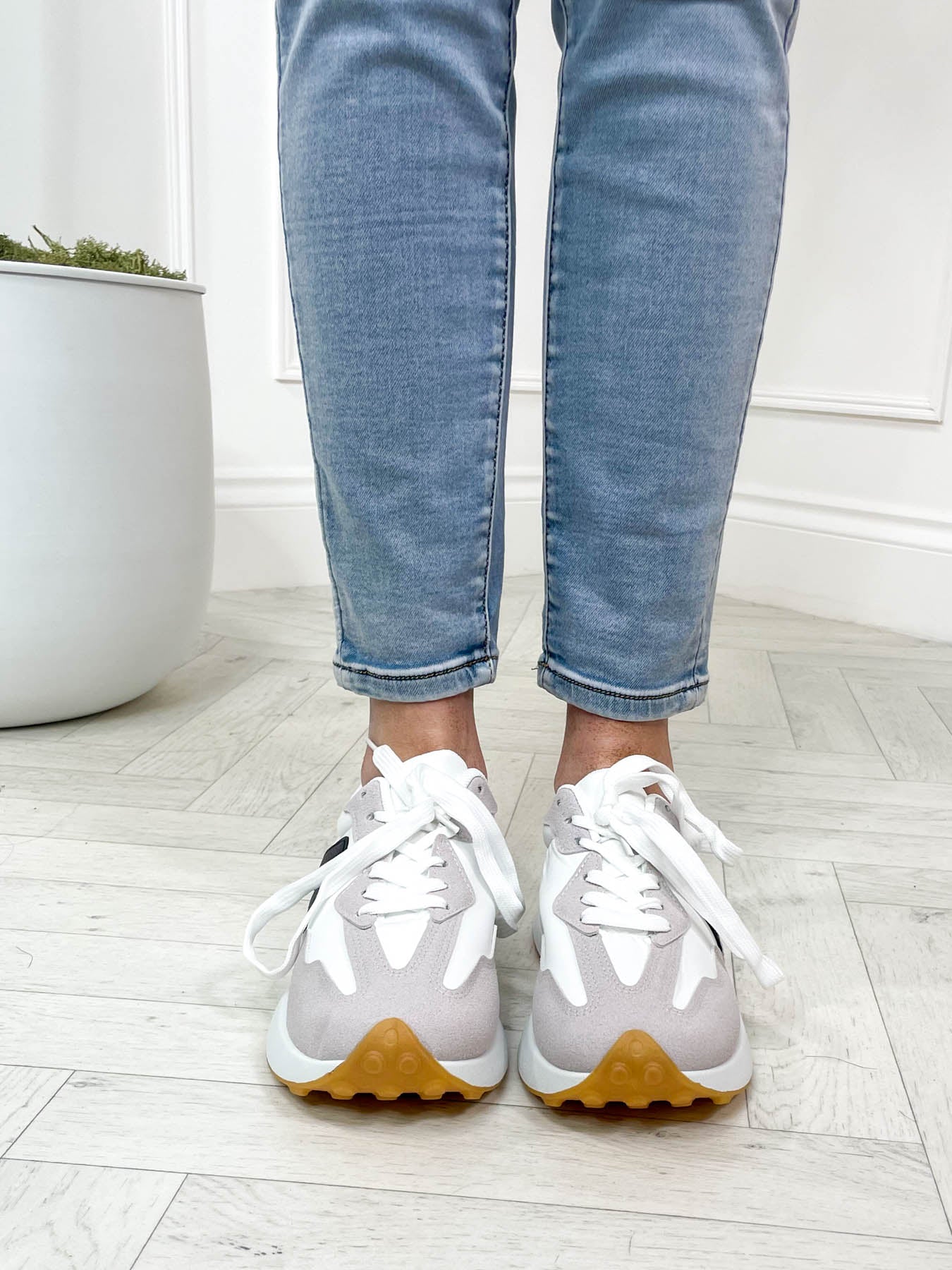 Tina Trainers - 2 Colours - Image 8