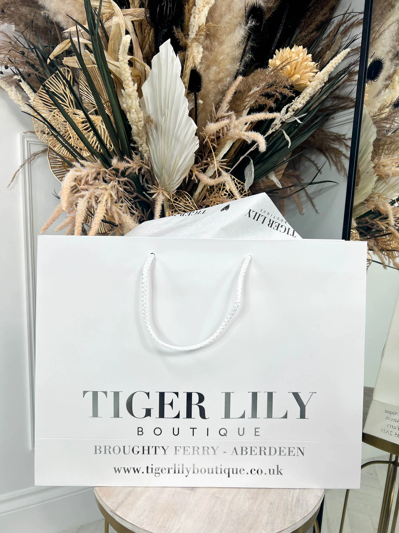 TLB Gift Bag - 3 Colours - Image 3
