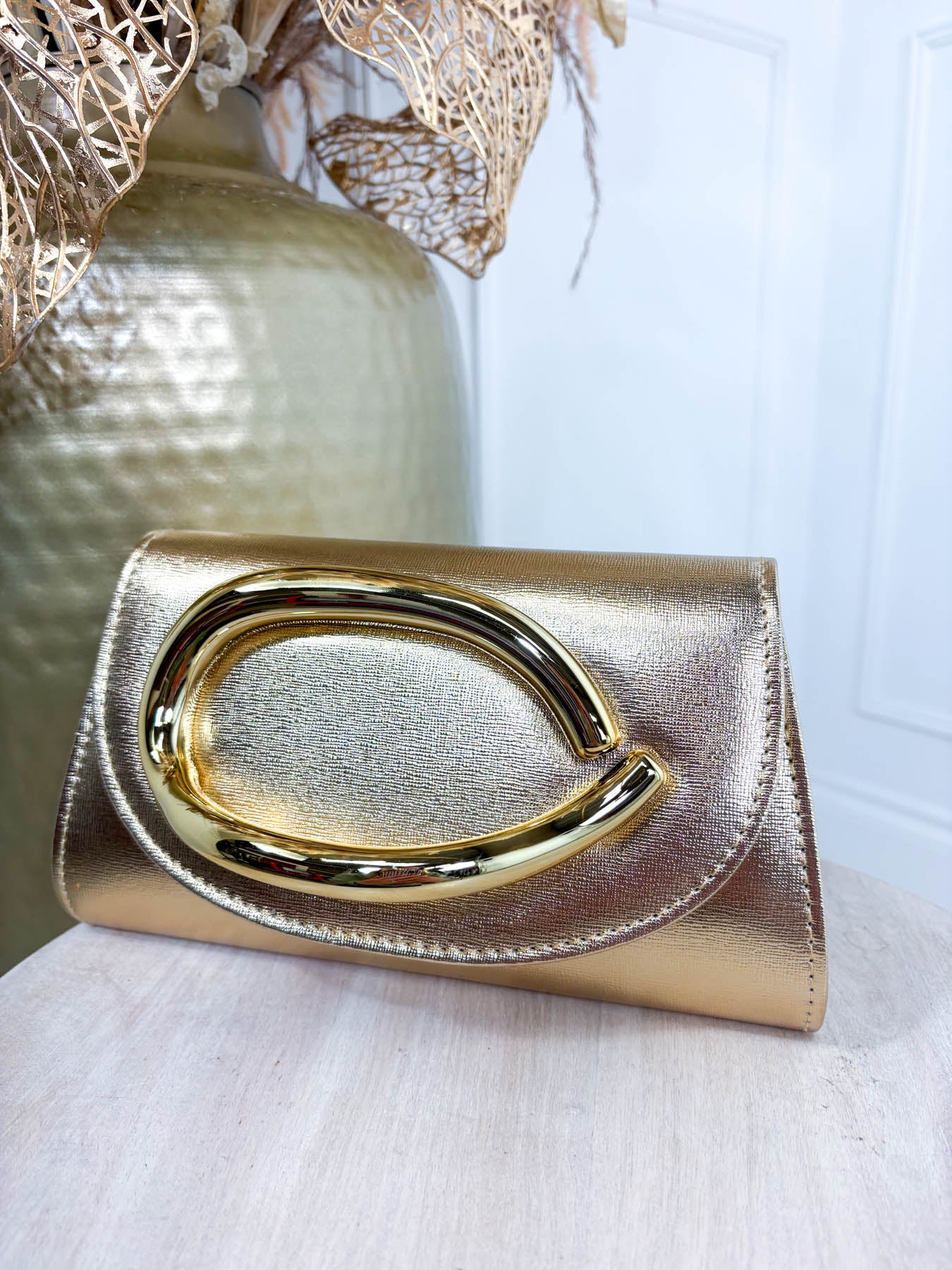 Vivienne Clutch - Gold