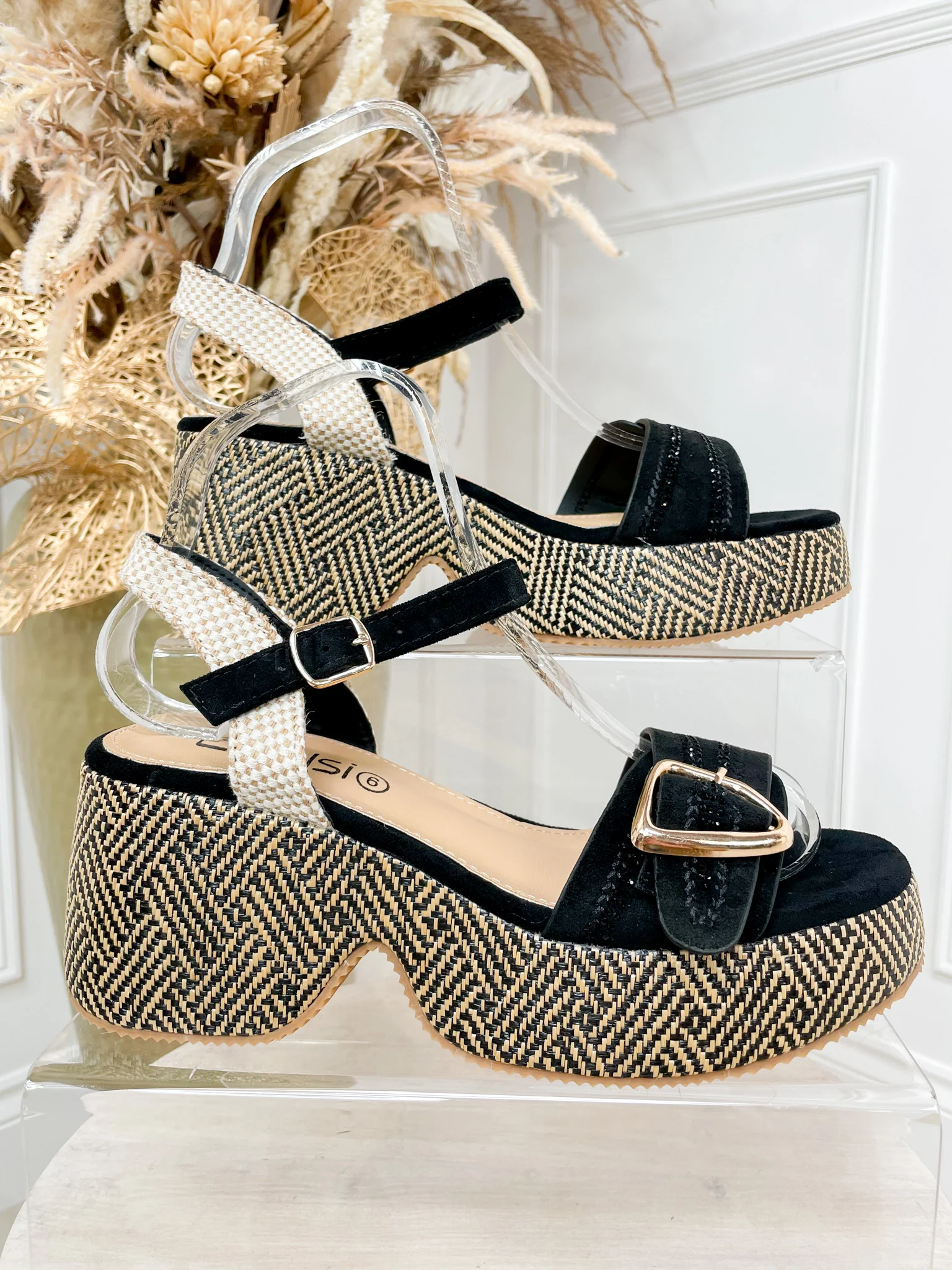 Willow Wedge - Black